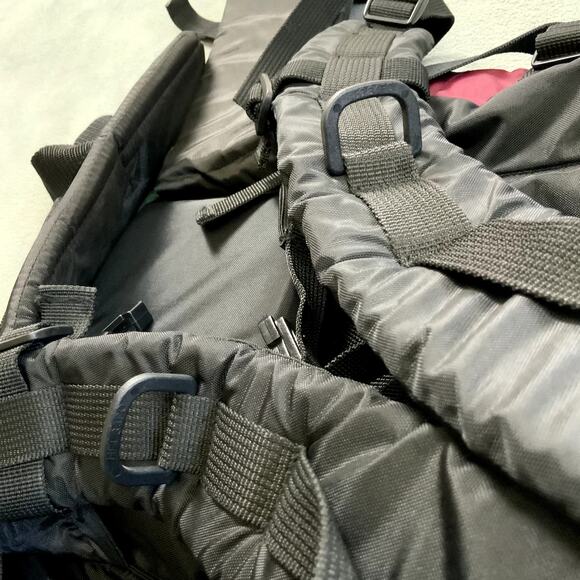 RIDGEWAY by Kelty Hiking Travel Internal Backpack Burgundy Green Up to 48" Waist - Picture 10 of 16